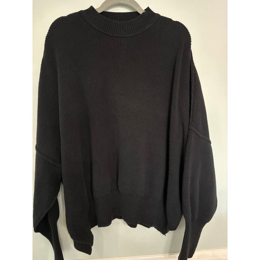 Free People Black Oversized Ribbed Knit Sweater — Size M